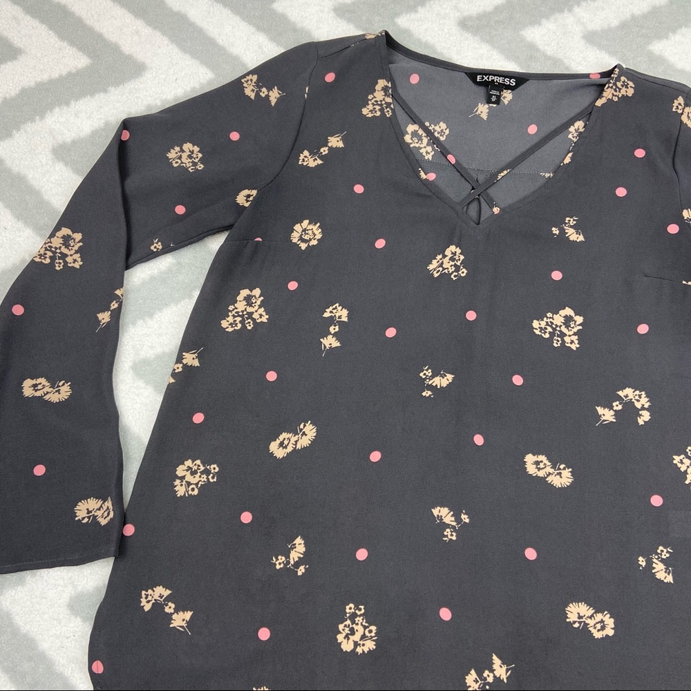 Express | Crisscross Chest Long Sleeve Flare Gray Floral Blouse